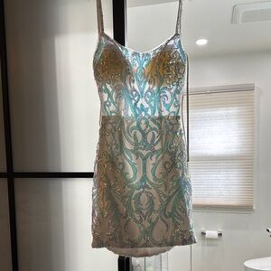 Alyce Paris HOCO white iridescent sequins dress